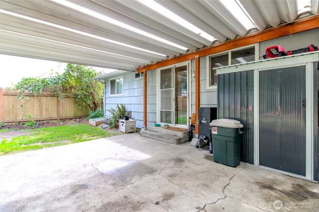 8429 East E Street, Tacoma, WA 98445