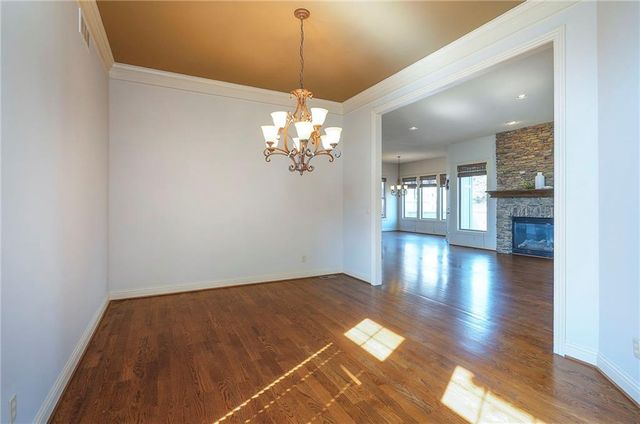 14666 S Bond Street, Olathe, KS 66062