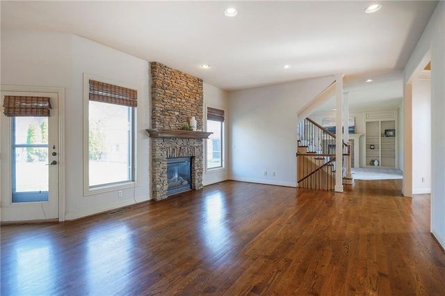 14666 S Bond Street, Olathe, KS 66062