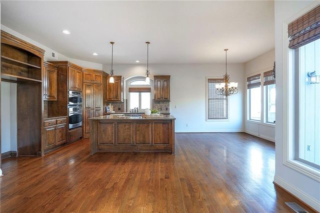 14666 S Bond Street, Olathe, KS 66062