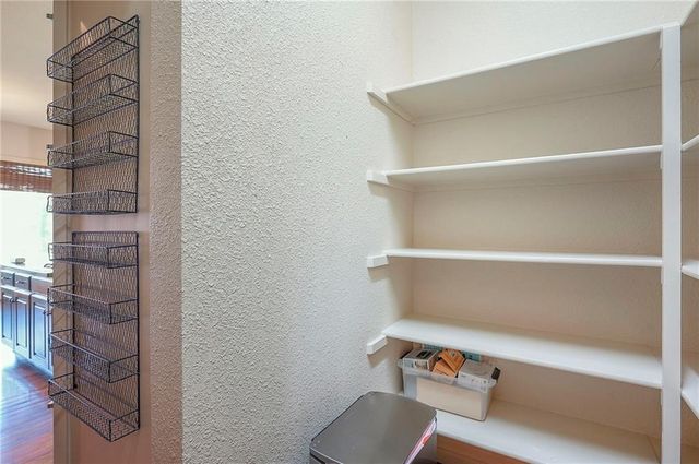 14666 S Bond Street, Olathe, KS 66062