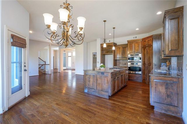 14666 S Bond Street, Olathe, KS 66062