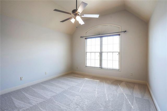 14666 S Bond Street, Olathe, KS 66062