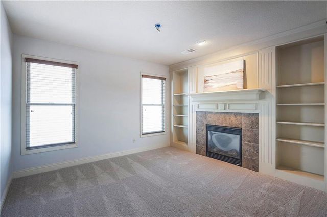 14666 S Bond Street, Olathe, KS 66062