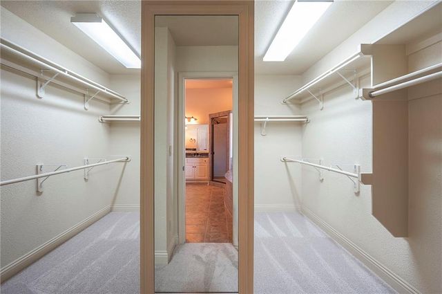 14666 S Bond Street, Olathe, KS 66062