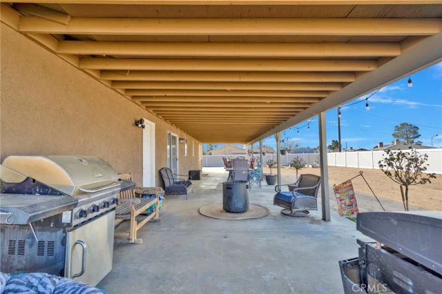 16654 Pawnee, Apple Valley, CA 92307