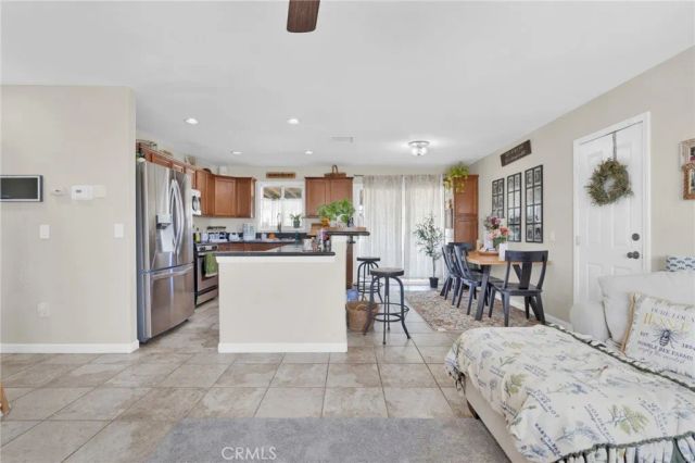 16654 Pawnee, Apple Valley, CA 92307