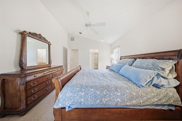 4084 CAPLAND AVENUE, Clermont, FL 34711