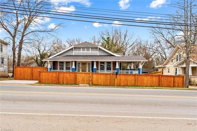 705 W 5th Avenue, Lexington, NC 27292