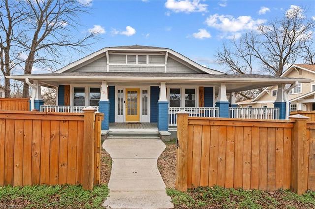 705 W 5th Avenue, Lexington, NC 27292