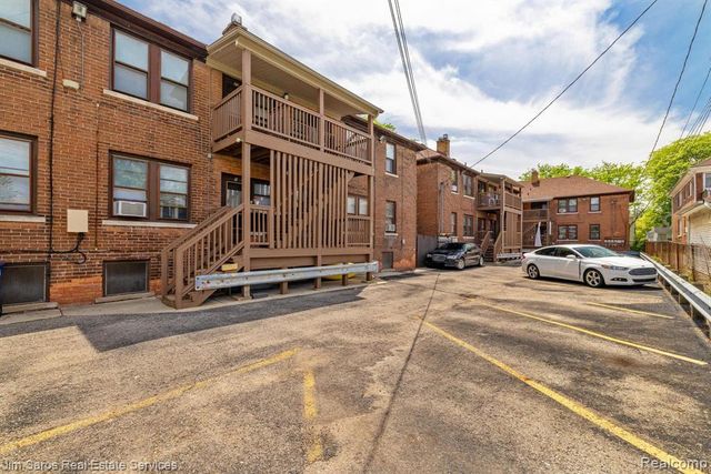 1300 Maryland, Grosse Pointe Park, MI 48230