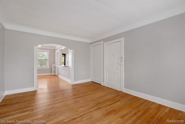 1300 Maryland, Grosse Pointe Park, MI 48230