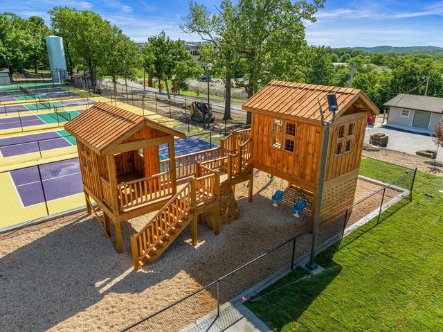 100 Getaway Circle 115, Kimberling City, MO 65686