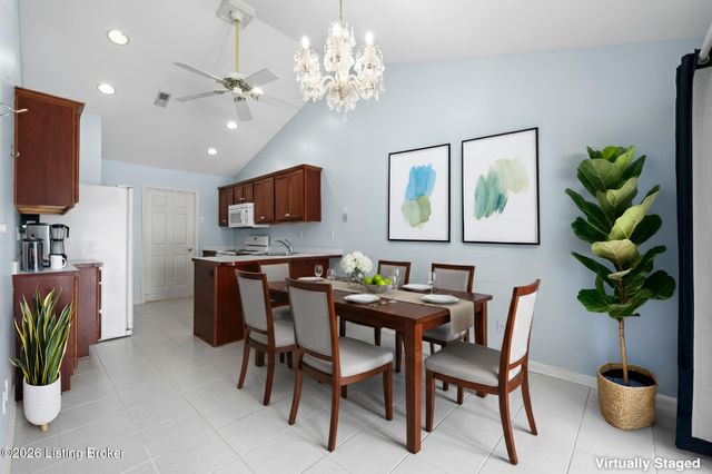 6224 River Pointe Dr, Louisville, KY 40258