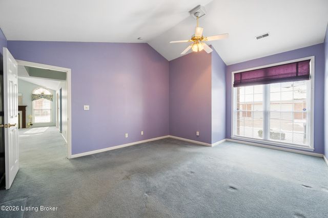 6224 River Pointe Dr, Louisville, KY 40258