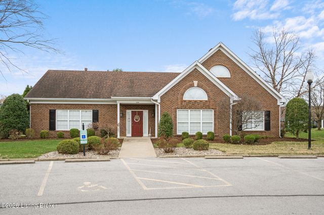 6224 River Pointe Dr, Louisville, KY 40258