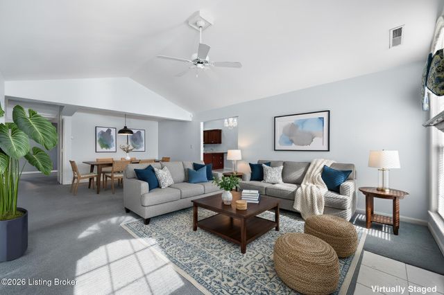 6224 River Pointe Dr, Louisville, KY 40258