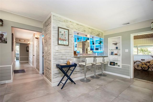 6109 KRACKER AVENUE, Gibsonton, FL 33534