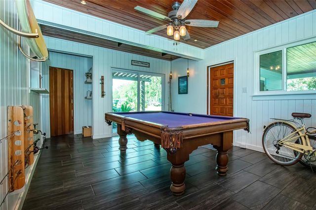 6109 KRACKER AVENUE, Gibsonton, FL 33534