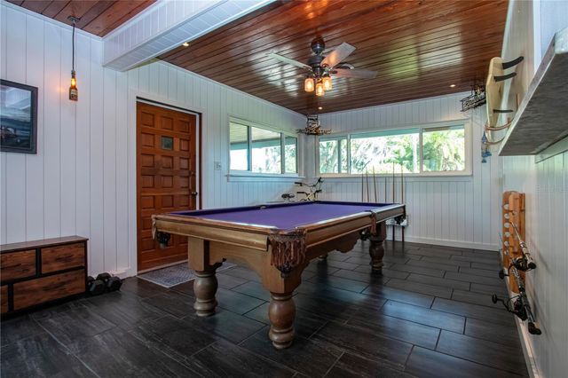 6109 KRACKER AVENUE, Gibsonton, FL 33534