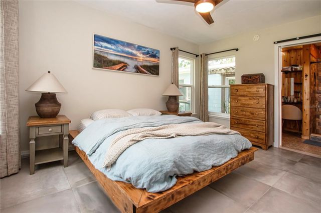 6109 KRACKER AVENUE, Gibsonton, FL 33534