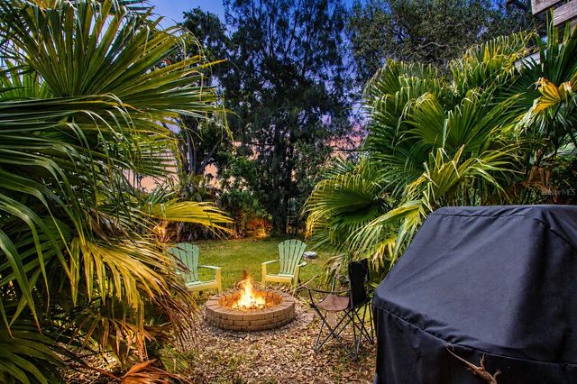 6109 KRACKER AVENUE, Gibsonton, FL 33534
