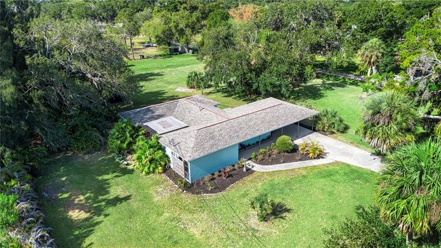 6109 KRACKER AVENUE, Gibsonton, FL 33534