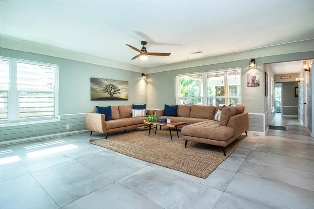 6109 KRACKER AVENUE, Gibsonton, FL 33534