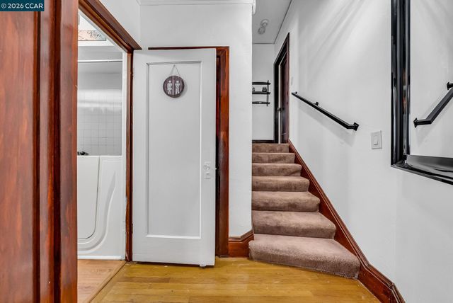 2628 Logan St, Oakland, CA 94601