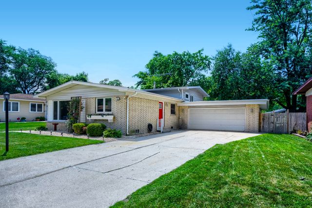 510 N PARK Drive, Glenwood, IL 60425