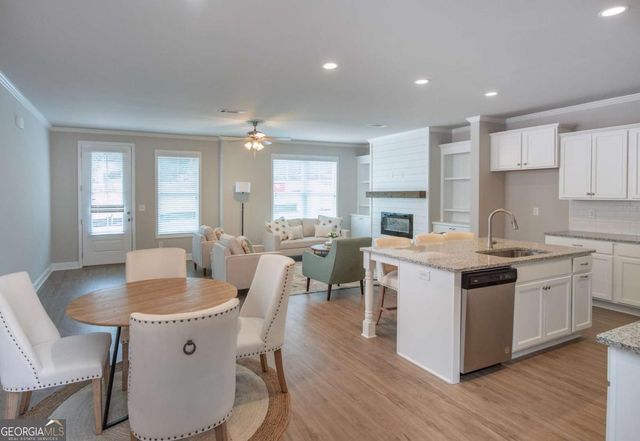 5381 GRAY BIRCH Bend 85, Flowery Branch, GA 30542