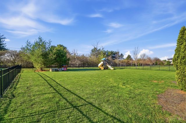 4503 Blue Jay Way, Mason, OH 45040