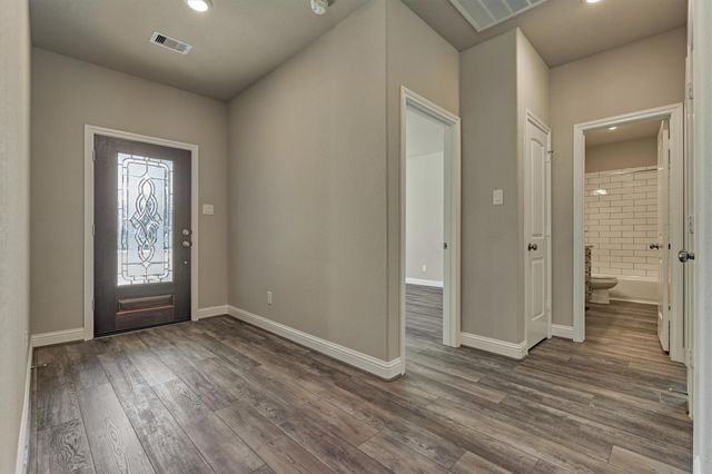 10473 Valley Drive N, Willis, TX 77318