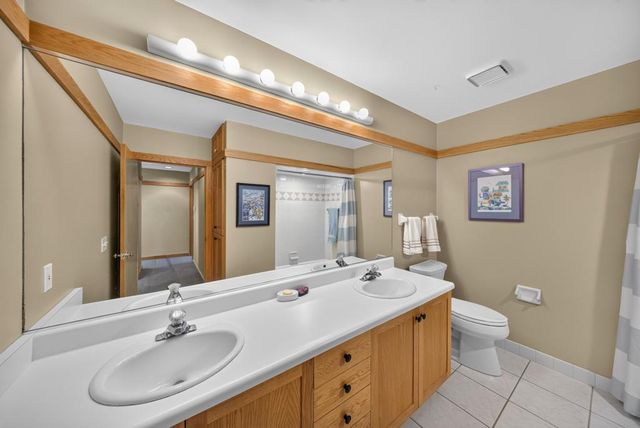 5185 Meadow Crossing Road SW, Rochester, MN 55902