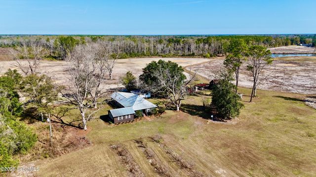 5466 Robin Road, Patterson, GA 31557