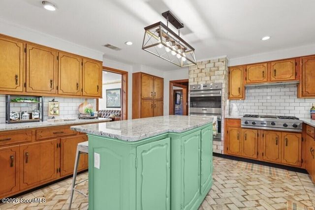 5466 Robin Road, Patterson, GA 31557
