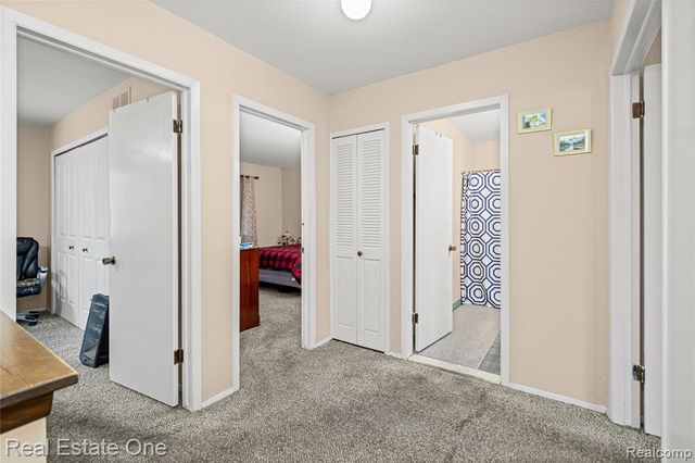 5226 Brett Court, West Bloomfield, MI 48322