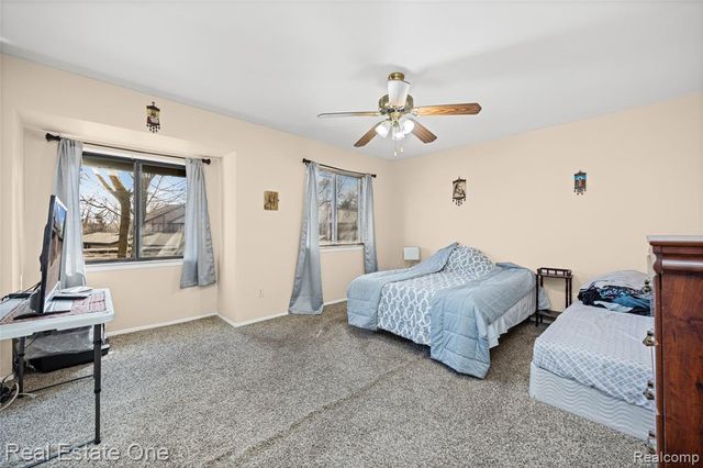 5226 Brett Court, West Bloomfield, MI 48322