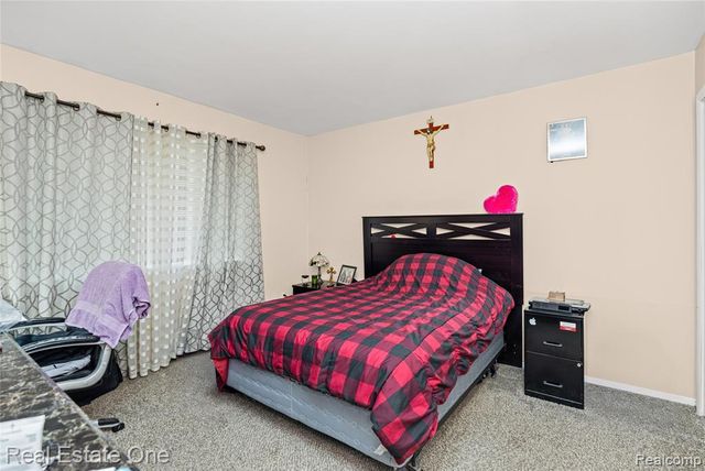 5226 Brett Court, West Bloomfield, MI 48322