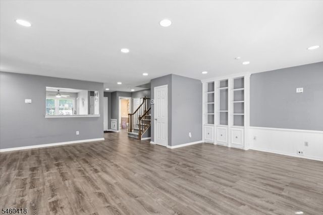 5 Heatherwood Ct, Rockaway Twp., NJ 07866