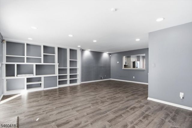 5 Heatherwood Ct, Rockaway Twp., NJ 07866