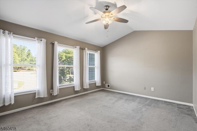 5 Heatherwood Ct, Rockaway Twp., NJ 07866