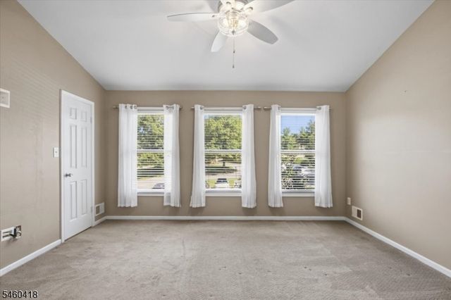 5 Heatherwood Ct, Rockaway Twp., NJ 07866