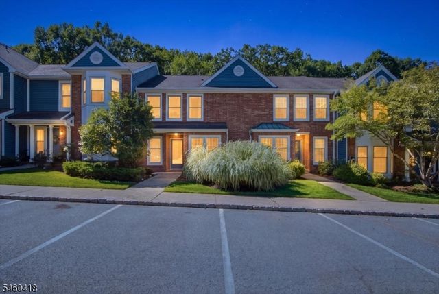 5 Heatherwood Ct, Rockaway Twp., NJ 07866