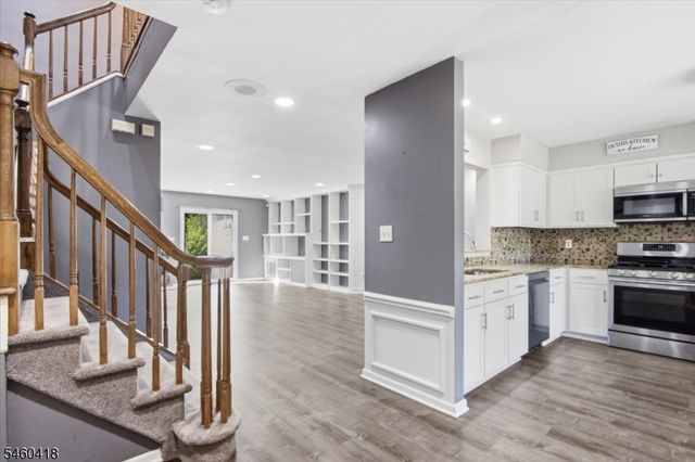 5 Heatherwood Ct, Rockaway Twp., NJ 07866