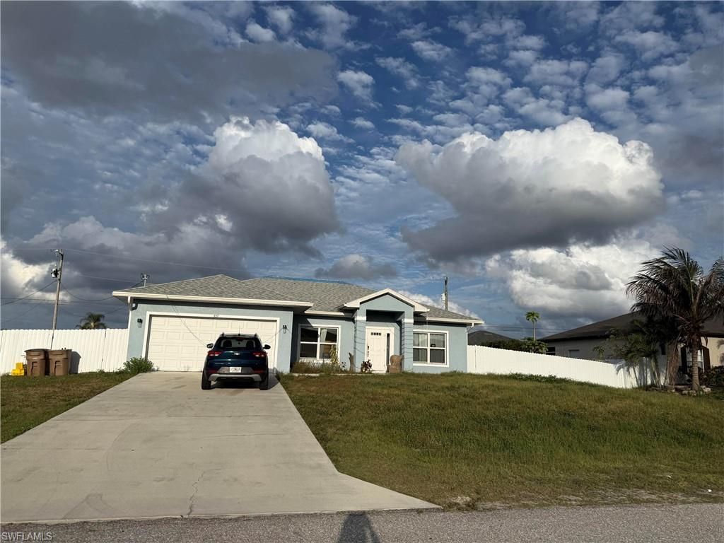 937 NW 7th PL, Cape Coral, FL 33993