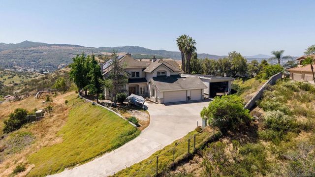 9448 Quail Canyon Road, El Cajon, CA 92021