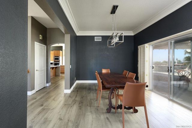 9448 Quail Canyon Road, El Cajon, CA 92021