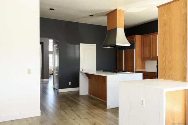 9448 Quail Canyon Road, El Cajon, CA 92021