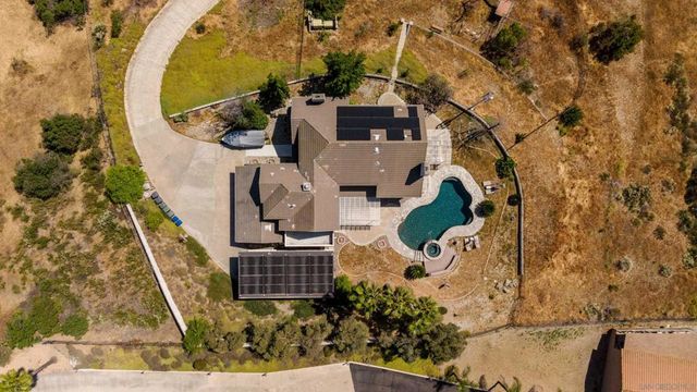 9448 Quail Canyon Road, El Cajon, CA 92021